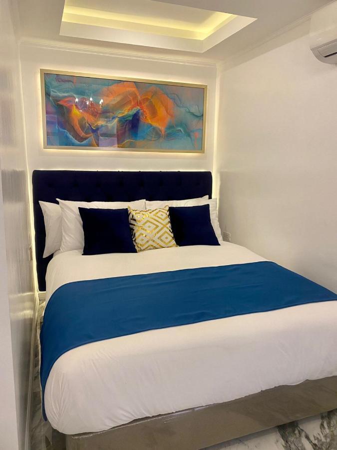 Makati Isabela Luxury Apartment Manila Exterior photo